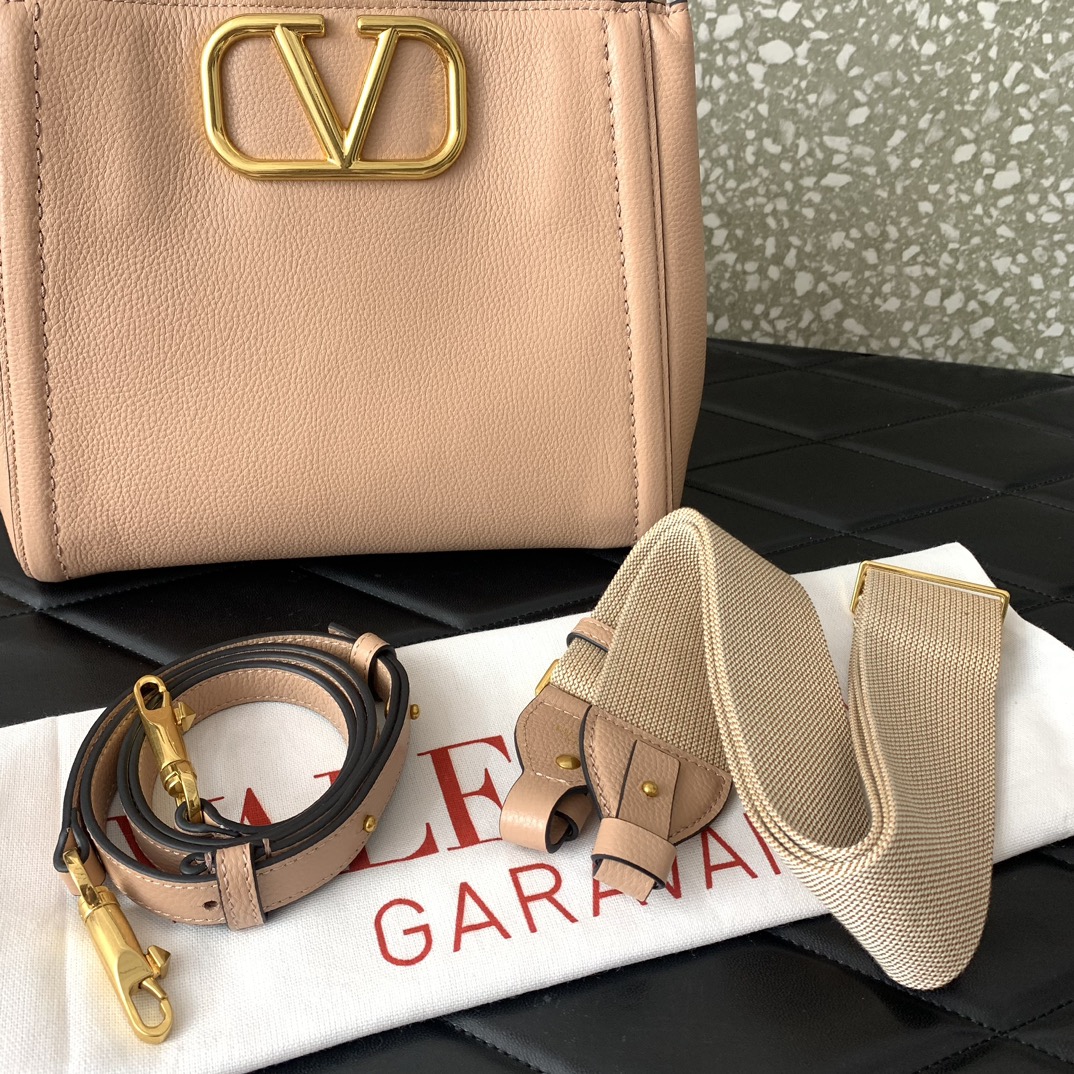 Valentino Garavani Alltime Medium Handbag in Rose Cannelle Grainy Calfskin